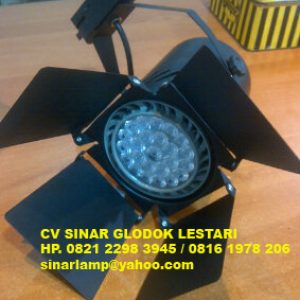Kap Lampu Sorot PAR30 40W + Sayap Reflektor