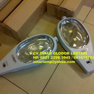 Lampu Jalan LED 100 Watt Cobra STARLUX